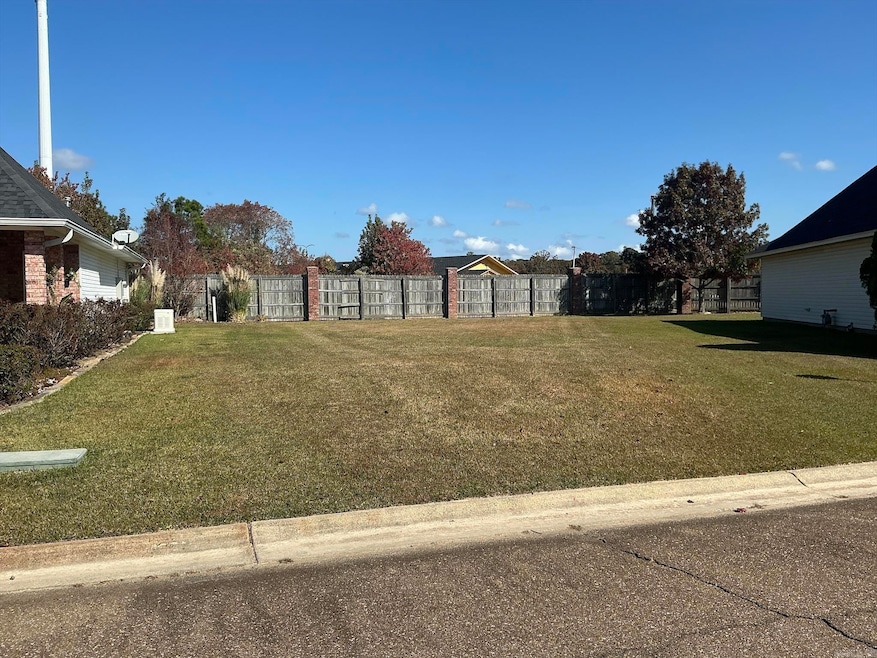 205 Stonegate Ct, Crossett, AR 71635 - photo 1