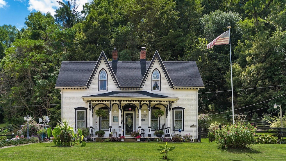 5010 Narrows Rd, Frazeysburg, OH 43822 - photo 1