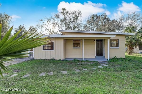 2814 Brackridge Blvd E, Jacksonville, FL 32216 - photo 1
