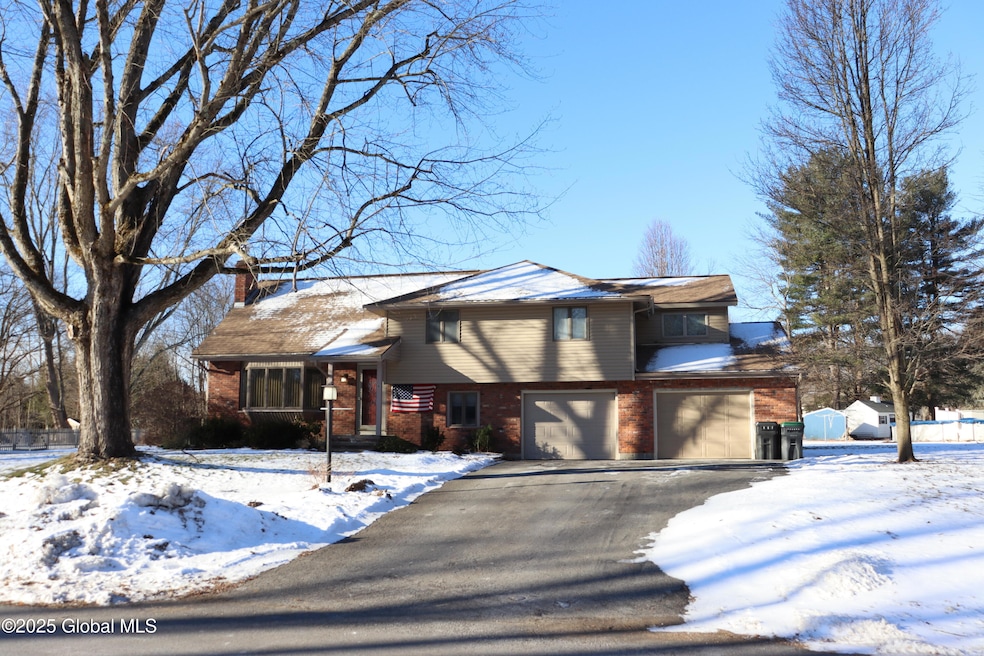 Sold $420,000 • Co-Listing Agent