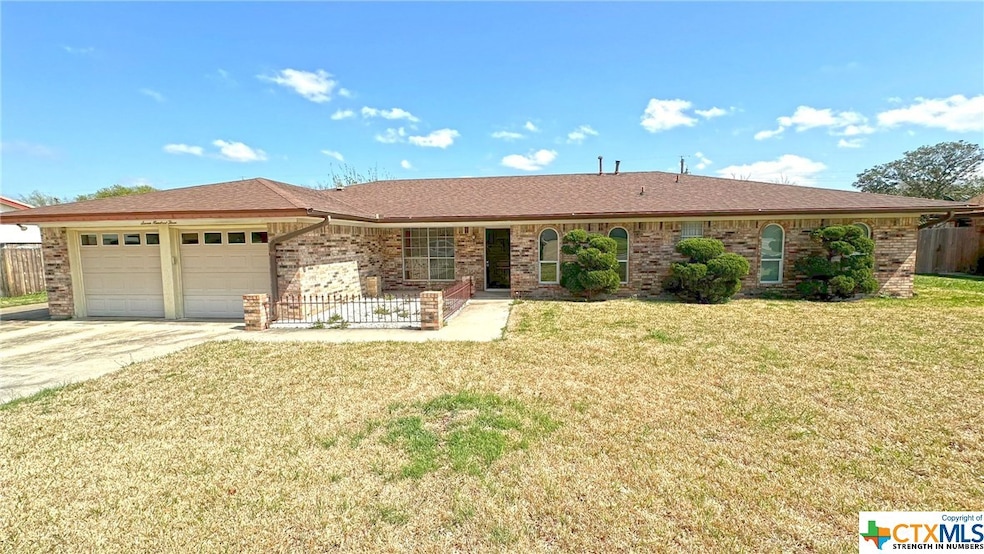 703 Allen St, Copperas Cove, TX 76522 - photo 1