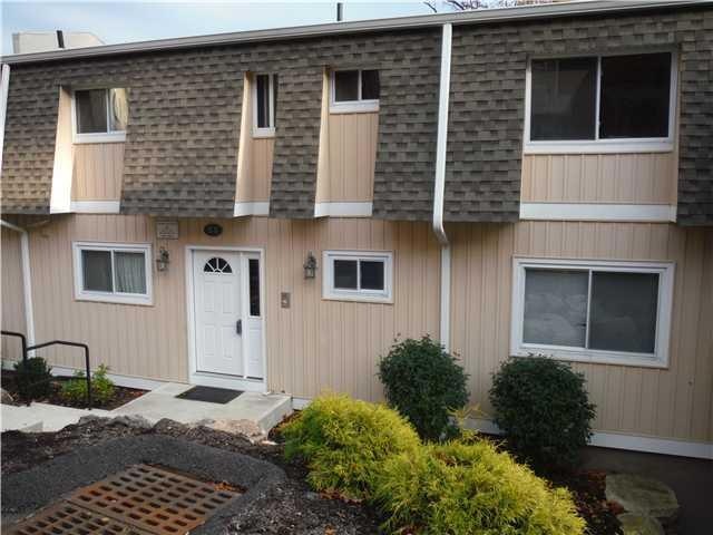 16 Pavilion Ridge Way unit 5, Suffern, NY 10901 - photo 1