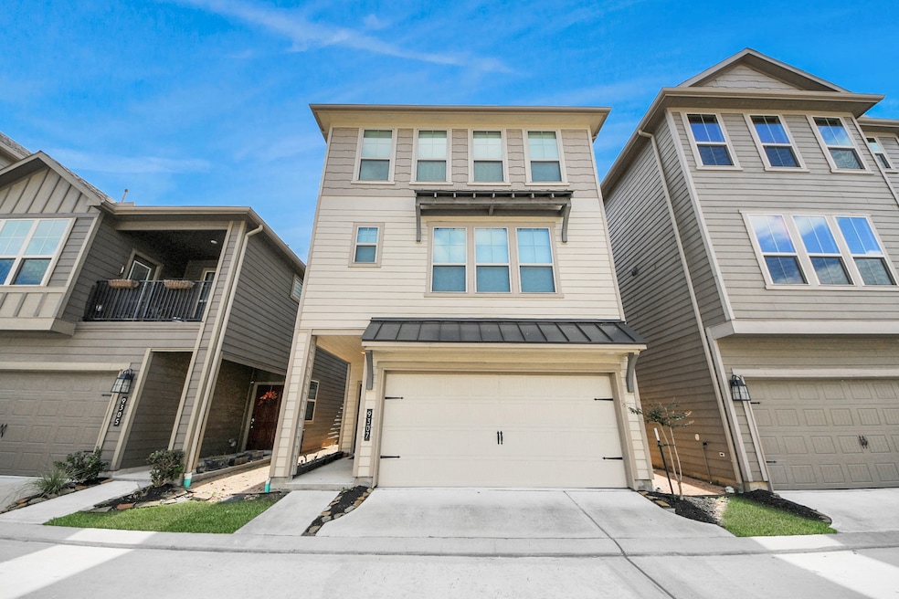 9307 Bauer Vista Dr, Houston, TX 77080 - photo 1