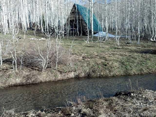 Waterfront/Dock/Pier. Creek front!