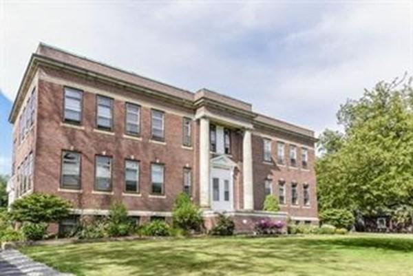 280 Village St unit H2, Medway, MA 02053 - photo 1