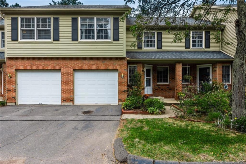 33 Crown Ridge unit 33, Newington, CT 06111 - photo 1