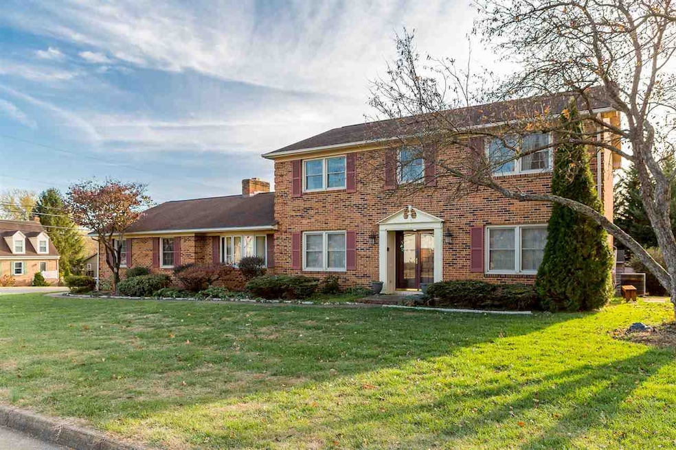 65 Middlebrook St, Harrisonburg, VA 22801 - photo 1