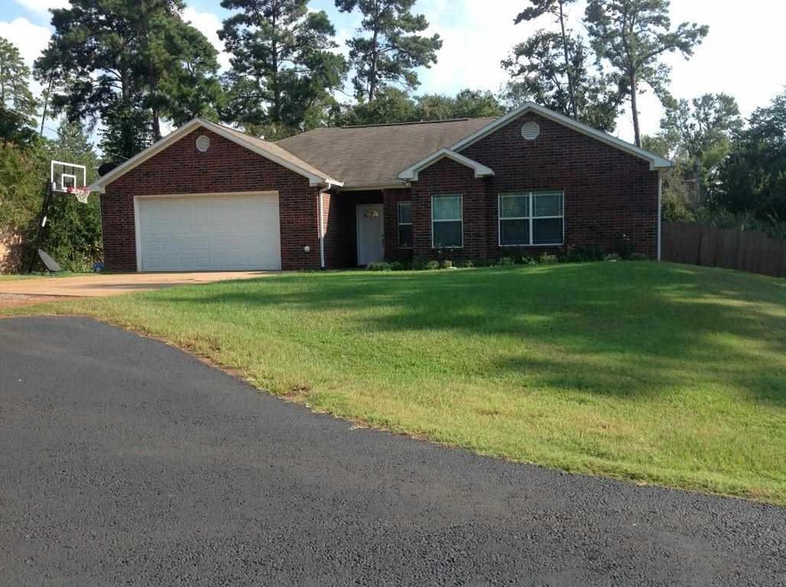 10530 Wildwood Dr, Tyler, TX 75707 - photo 1