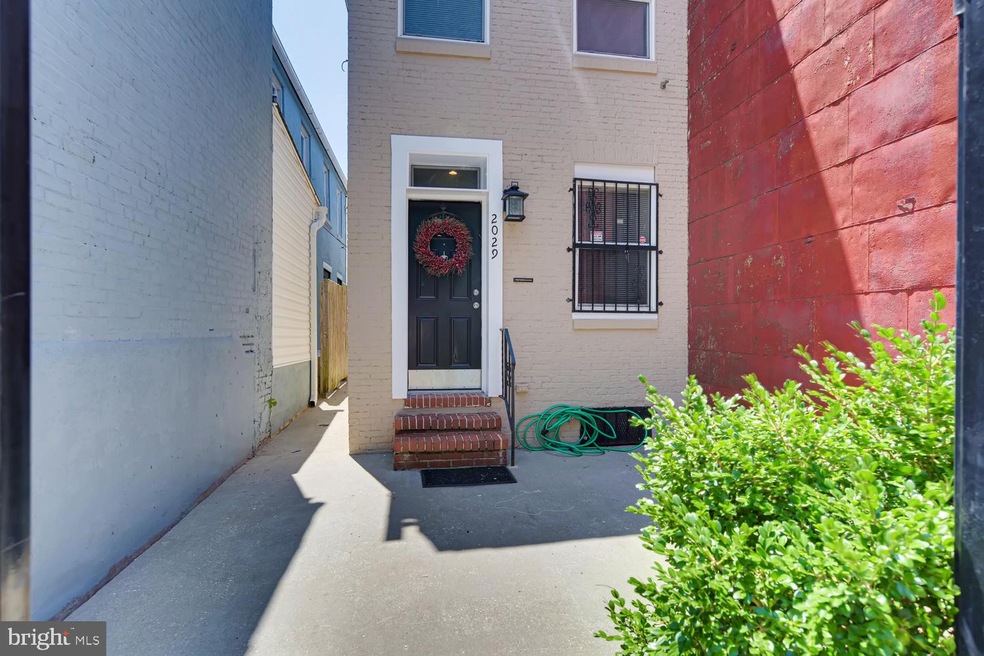 2029 Jefferson St, Baltimore, MD 21205 - photo 1