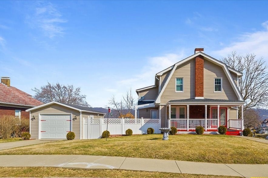 Welcome to 726 George Street!