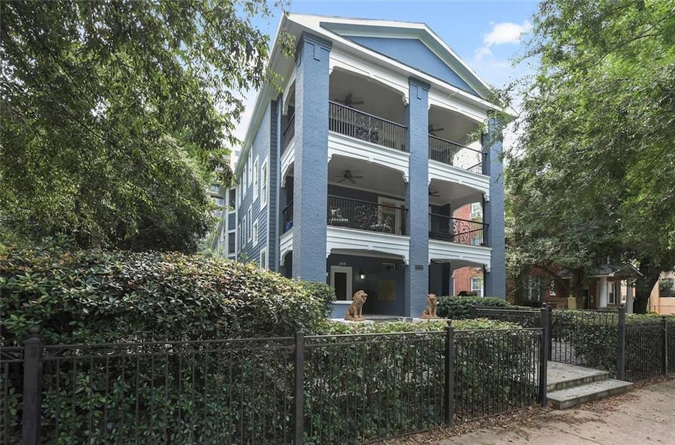 For Rent $2,500/month