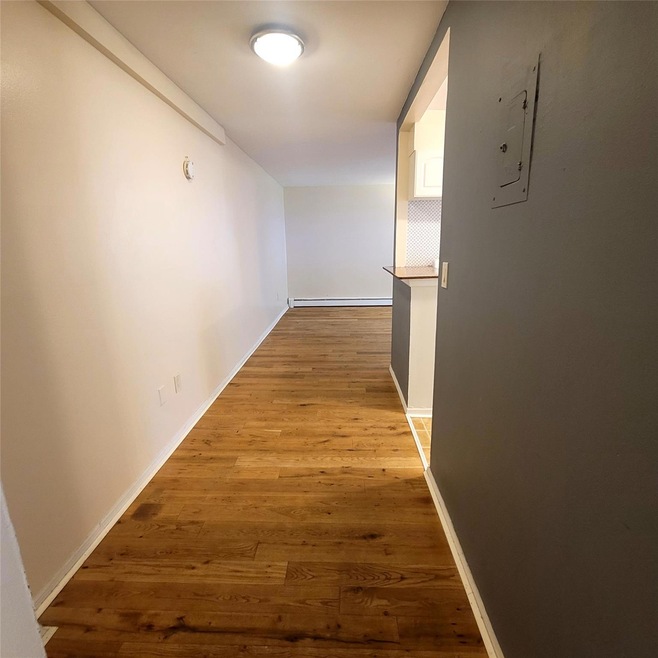 269 N Newbridge Rd unit C1, Hicksville, NY 11801 - photo 1