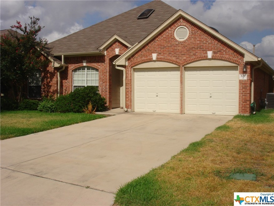 841 Fair Ln, New Braunfels, TX 78130 - photo 1