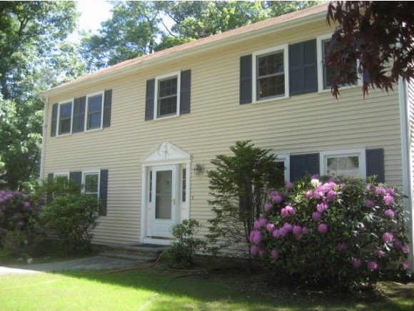 4 Dustin Dr, Nashua, NH 03062 - photo 1