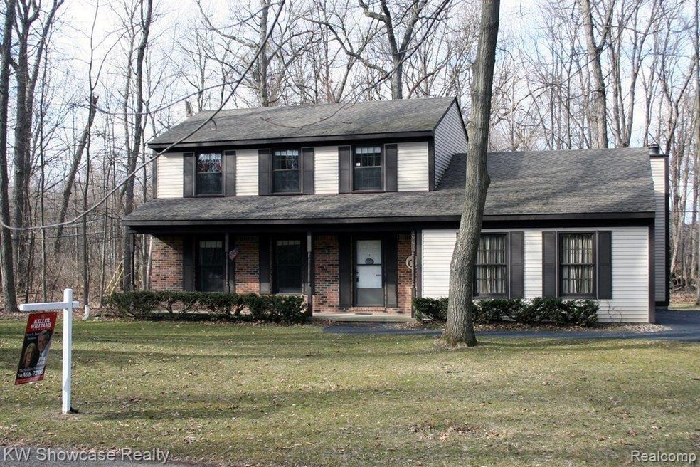 6960 Aeroview St, West Bloomfield, MI 48324 - photo 1