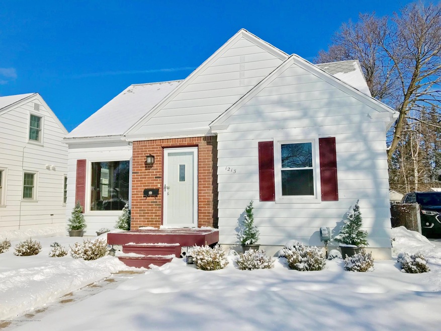 1213 Pershing Dr, Lansing, MI 48910 - photo 1