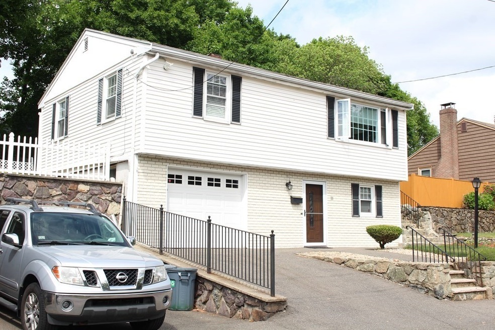 11 Jewett St, Saugus, MA 01906 - photo 1