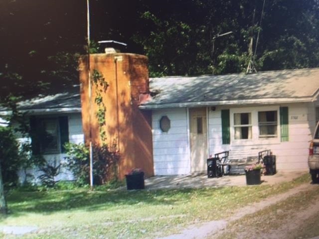 8368 E Lake View Dr, Syracuse, IN 46567 - photo 1