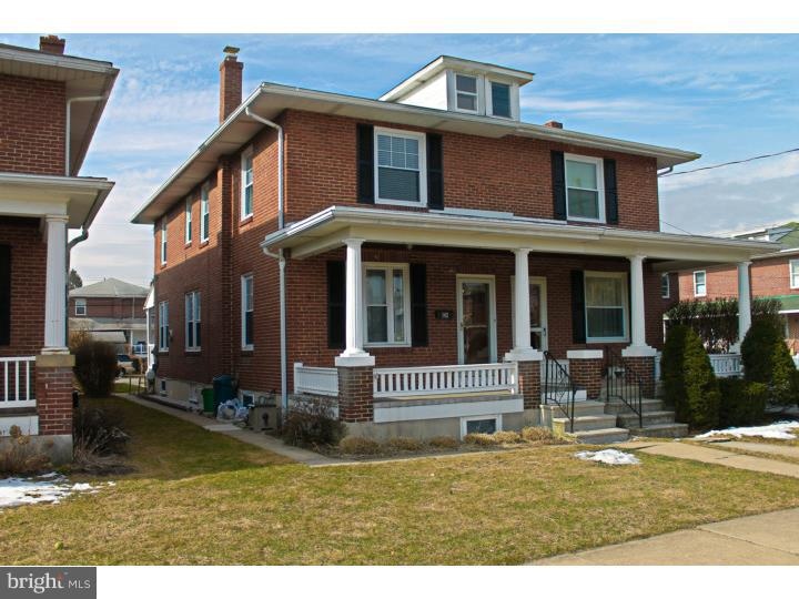 142 W Elm St, Reading, PA 19607 - photo 1