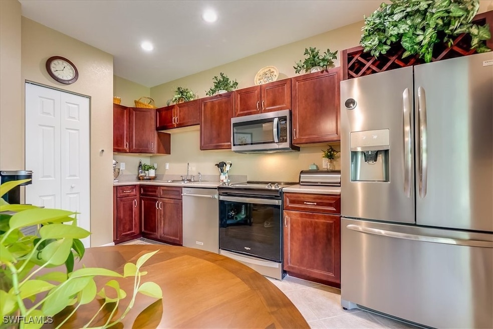 Featuring upgraded appliances (Refrigerator 2019,