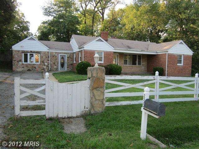 2205 Weber Dr, District Heights, MD 20747 - photo 1