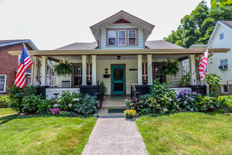 107 W Pine St, Johnson City, TN 37604 - photo 1