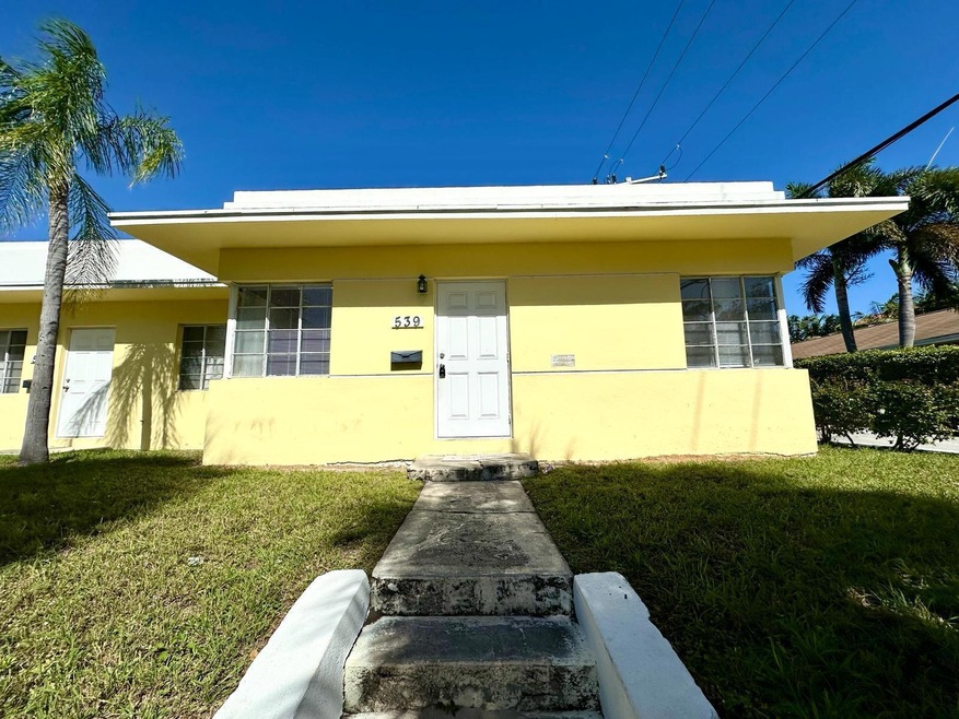 539 27th St, West Palm Beach, FL 33407 - photo 1