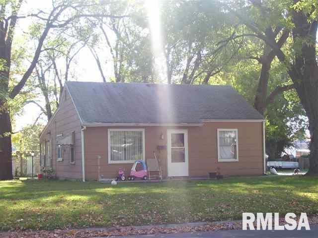 1601 Broadway St, Lincoln, IL 62656 - photo 1