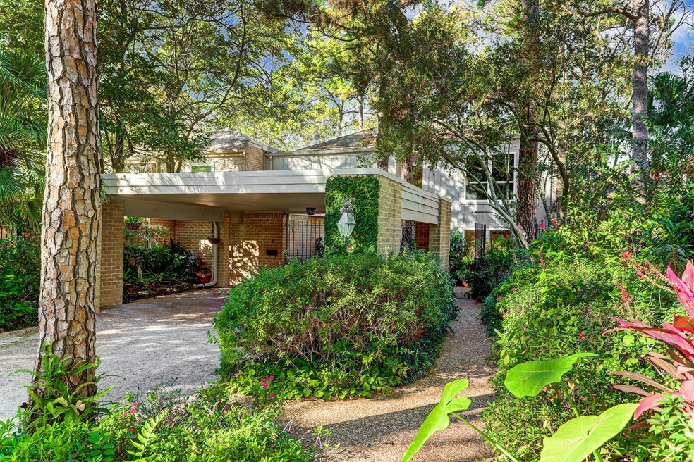 4 Bayou Shadows St, Houston, TX 77024 - photo 1