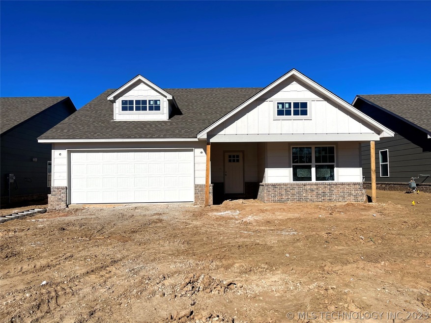 1936 E Van Buren St, Broken Arrow, OK 74011 - photo 1