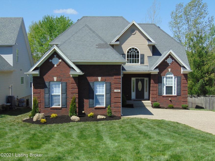 7501 Braeburn Cir, Louisville, KY 40228 - photo 1