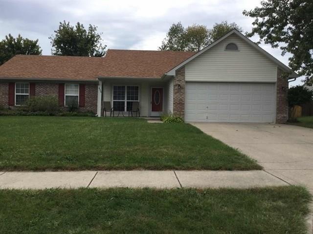 656 N Shore Blvd, Franklin, IN 46131 - photo 1