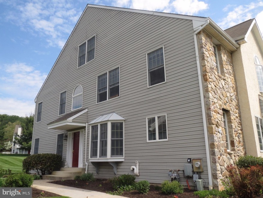 549 E Saxony Dr unit 549, Exton, PA 19341 - photo 1