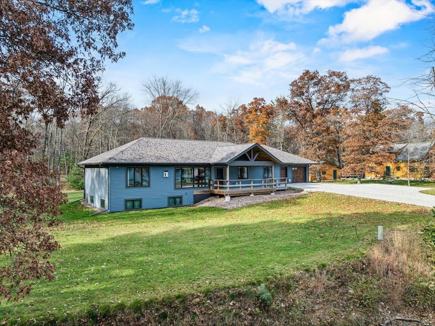 For Sale $1,397,400 • Co-Listing Agent