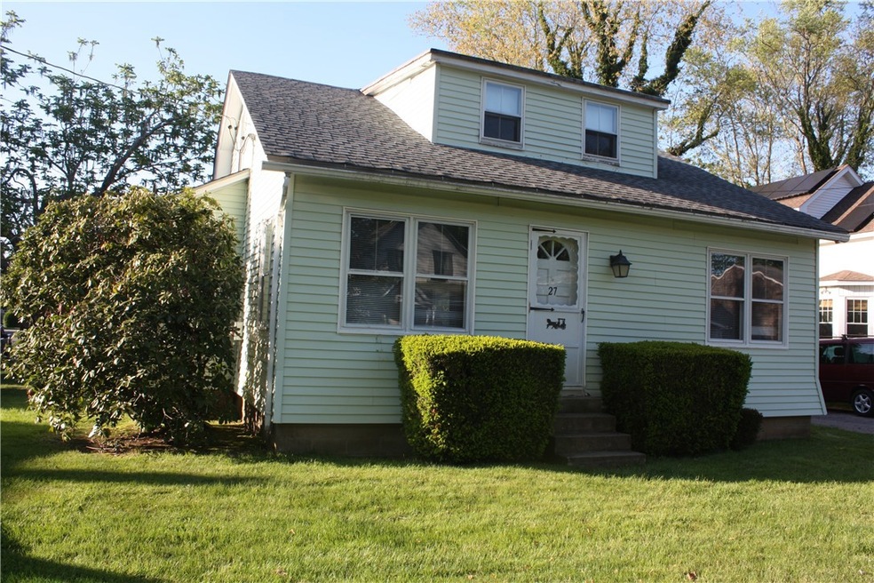 27 Mechanic St, Wakefield, RI 02879 - photo 1