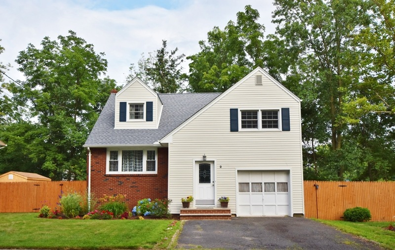 2 Canterbury Dr, Scotch Plains, NJ 07076 - photo 1