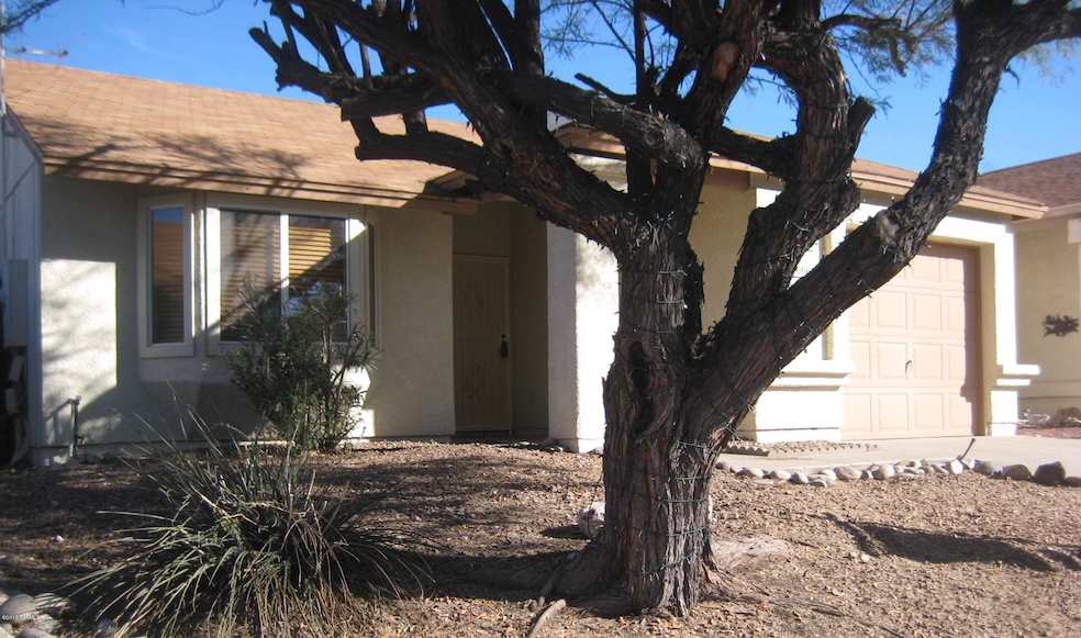 10067 E Bryonwood Ln, Tucson, AZ 85730 - photo 1