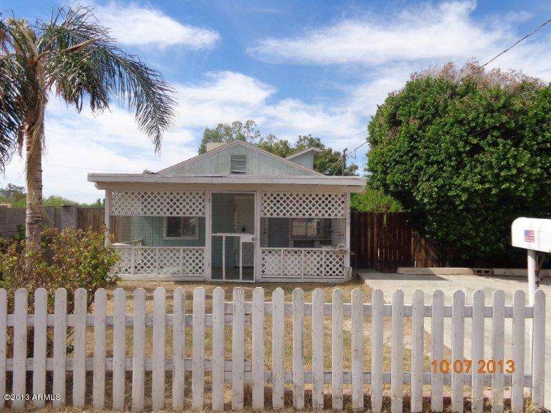 1 house front  (5)