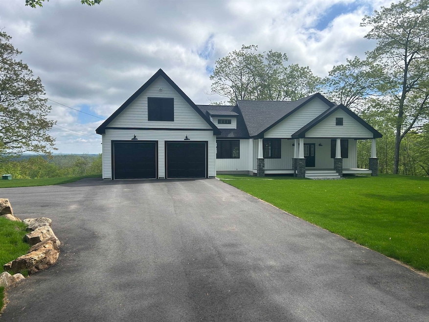 Sold $829,900 • Co-Listing Agent