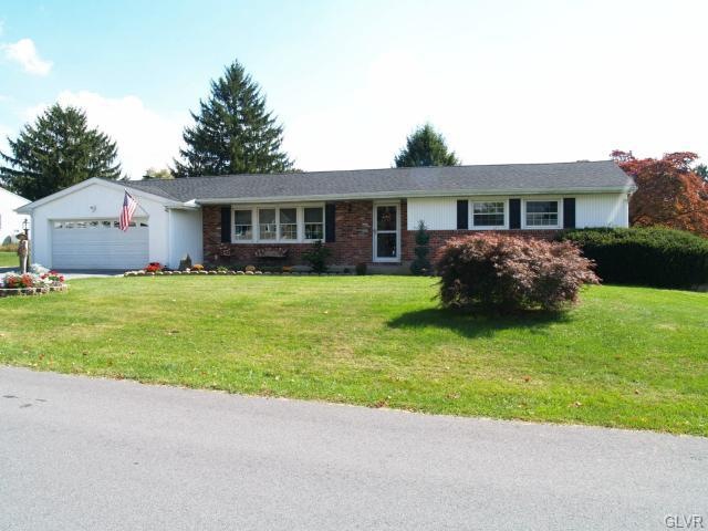 6044 Shepherd Hills Ave, Allentown, PA 18106 - photo 1