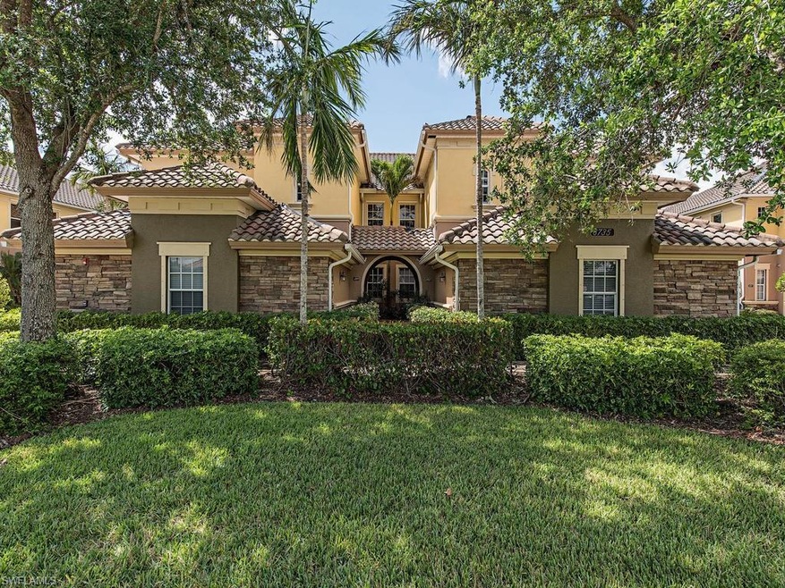 Well maintained entry way