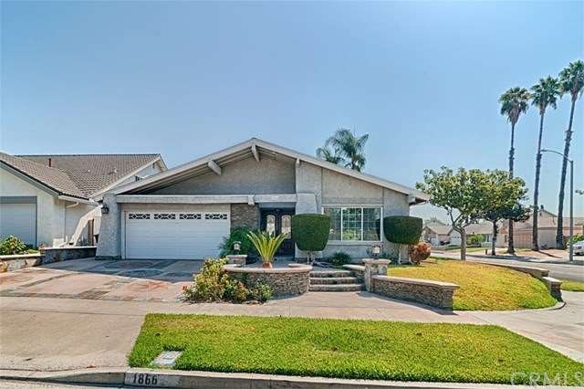 Spacious Single Story Beauty Offers Plenty Of Cust