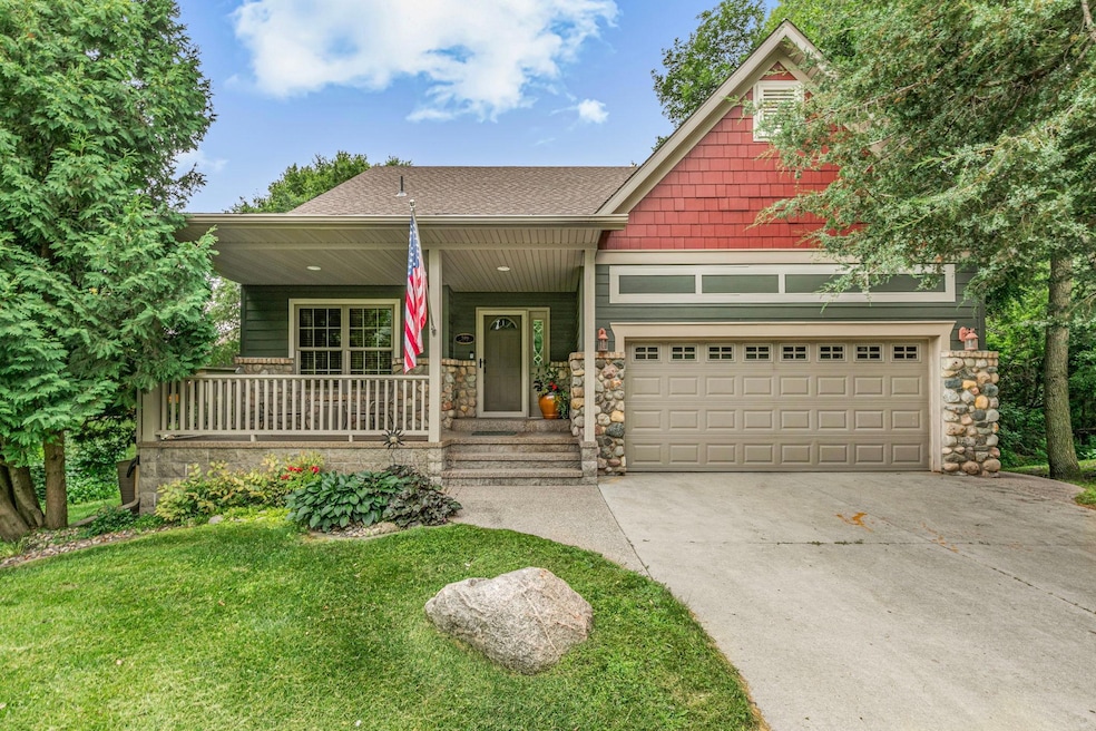 Pending $399,900