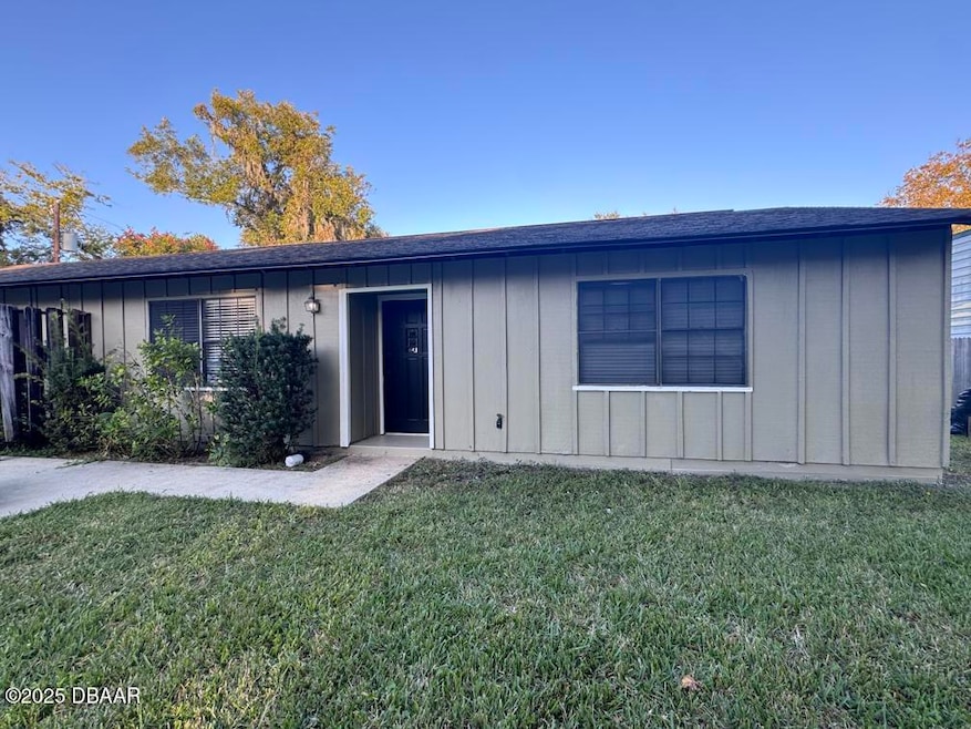 301 Cavanah Dr, Daytona Beach, FL 32117 - photo 1