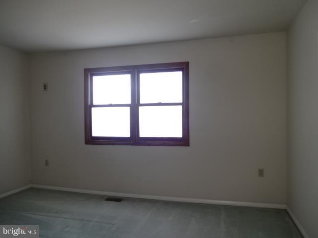 2225 Mcknights Gap Rd, Reading, PA 19604 - photo 1