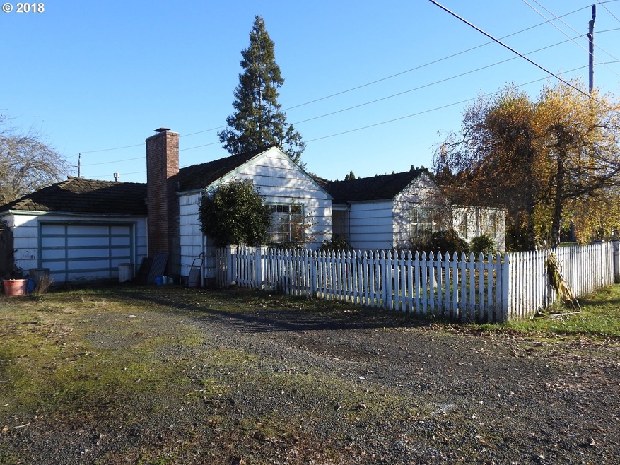 2063 2nd St, Springfield, OR 97477 - photo 1