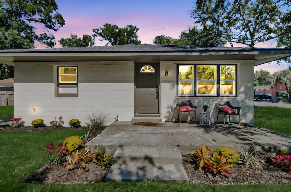 For Sale $399,000 • Co-Listing Agent