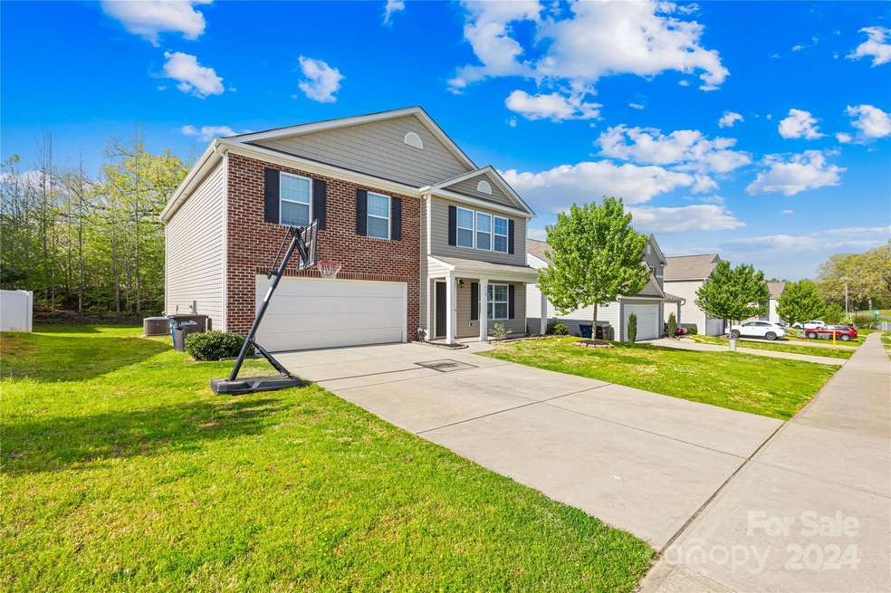 114 Shadow Woods Rd, Statesville, NC 28677 - photo 1