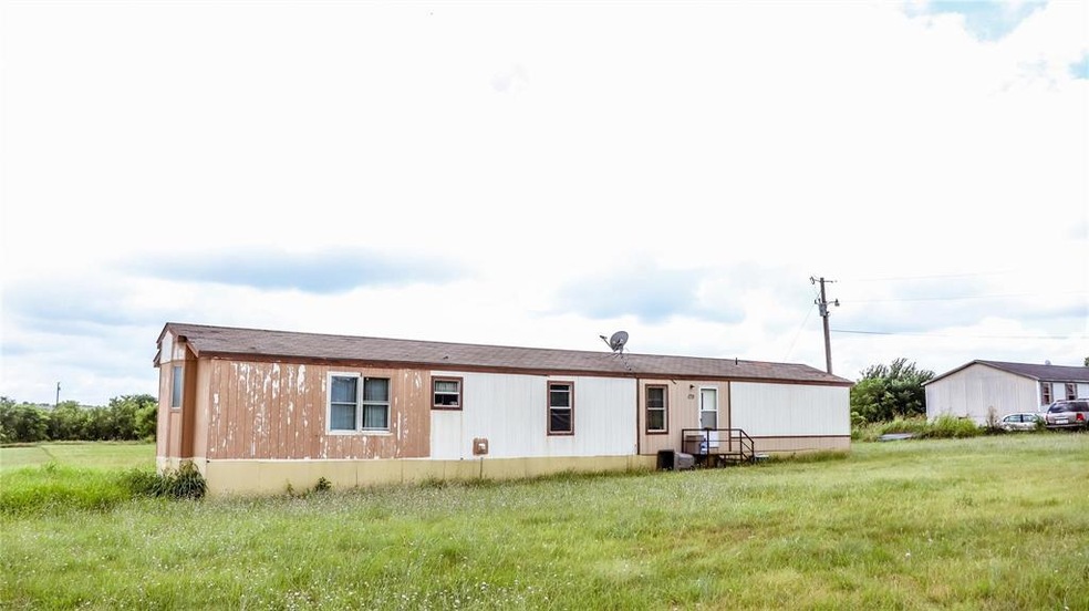 179 Lange Way, Rhome, TX 76078 - photo 1