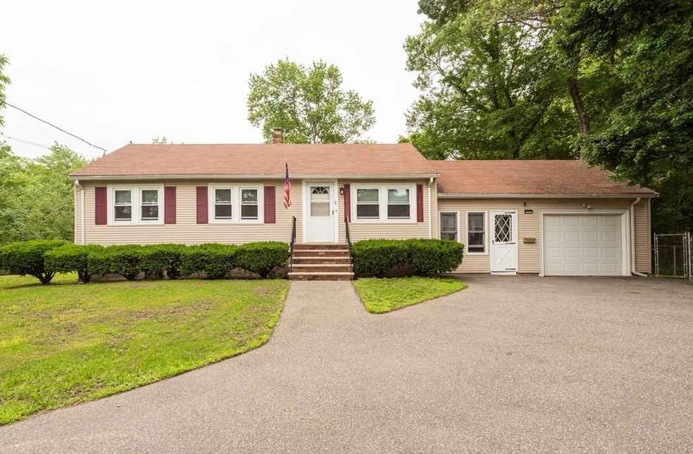 21 Loris Rd, Danvers, MA 01923 - photo 1